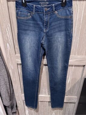 Maurices Indigo Blue Jeggings Jeans with Subtle Whisker Fading